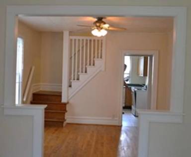 Main picture of 427 E Tompkins St