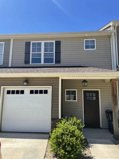 Main picture of 1179 Commonwealth Cir