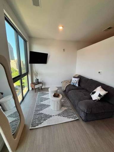 Main picture of Lofts On Penn