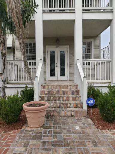 Main picture of 3214 Nashville Ave