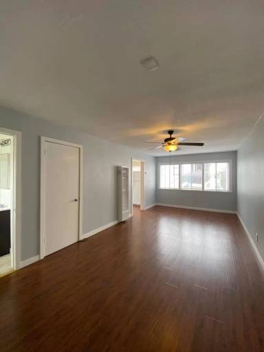 Main picture of 5545 Atlantic Ave