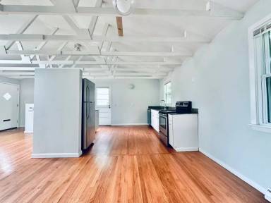 Main picture of 129 Sheldon Ter