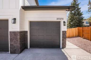 Main picture of 3727 Lander Ln