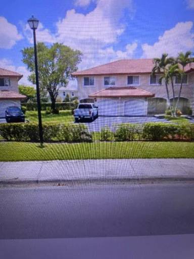 Main picture of 8980 NW 38th Dr