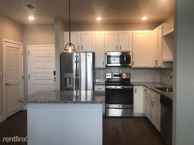 Main picture of 953 N Orlando Ave