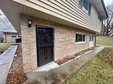 Main picture of 14460 Tulane St