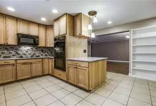 Main picture of 14207 Haymeadow Dr