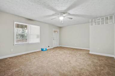 Main picture of 1836 McLain Ln