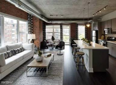 Main picture of Burnham Pointe