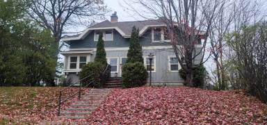 Main picture of 505 E Oxford St