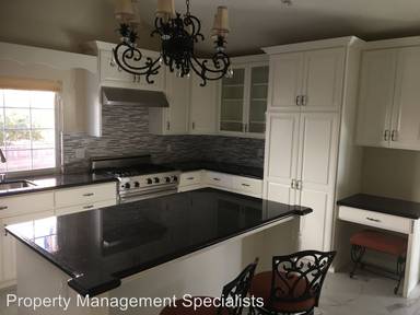 Main picture of 908 Hillview Cir