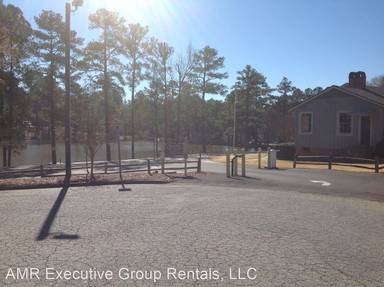 Main picture of 6608 Hillbrook Ave