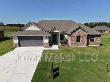 Main picture of 138 Trimble Dr