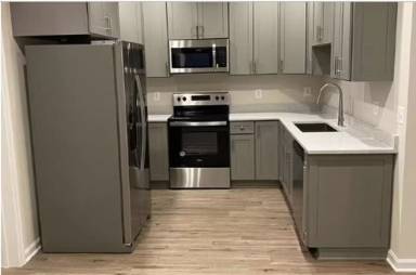 Main picture of 2836 Robinson Pl SE