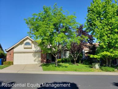 Main picture of 108 Van Winkle Ct