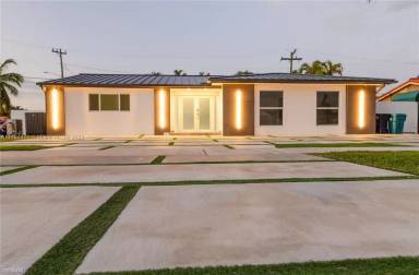Main picture of 7821 SW 32nd St