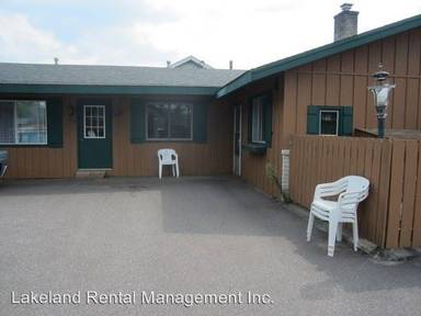Main picture of Northwoods Economy Living