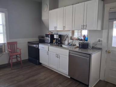 Main picture of 1512 7th Ave