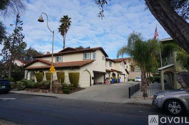 Main picture of 43164 Starr St