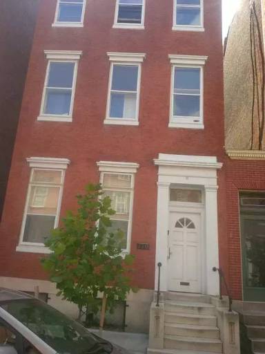 Main picture of 710 Park Ave