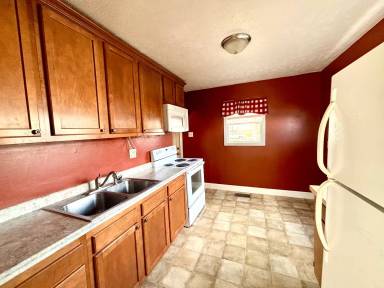 Main picture of 3005 N Pauline Ave