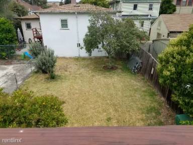 Main picture of 676 Apgar St