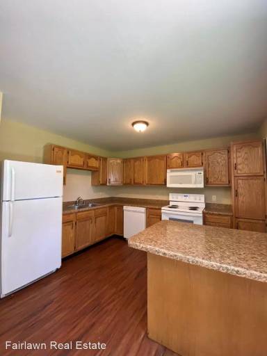 Main picture of 2405 Lawndale Dr
