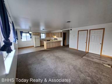 Main picture of 221 S 12th St