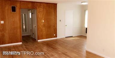 Main picture of 438 S Oakhurst Dr