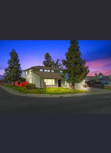 Main picture of 1353 Wawona St