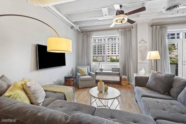Main picture of 805 Peachtree Loft Condominiums