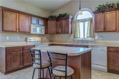 Main picture of 310 Royallsprings Pkwy