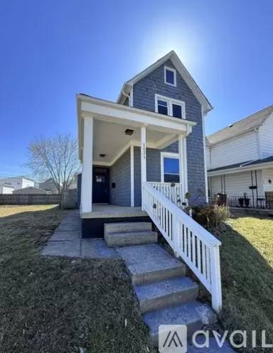 Main picture of 1025 Sullivant Ave