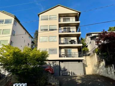 Main picture of 512 Mill Ave S