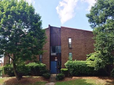 Main picture of 5712 E Liberty Blvd