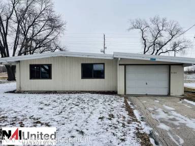 Main picture of 6120 Chennault St