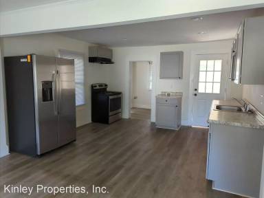 Main picture of 8633 Moody Rd