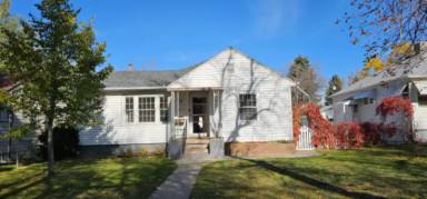 Main picture of 2415 3rd Ave S
