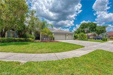 Main picture of 698 Glenwood Ter