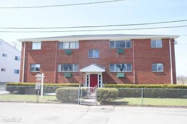 Main picture of 68 Lind St