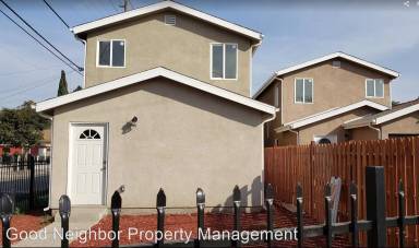 Main picture of 10800 Willowbrook Ave