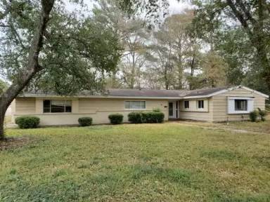 Main picture of 584 N Canton Club Cir