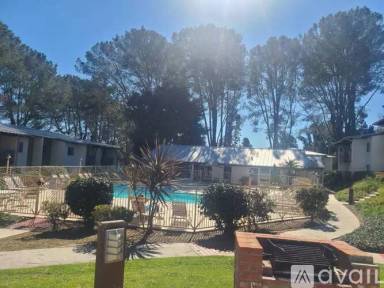 Main picture of 1650 S El Camino Real
