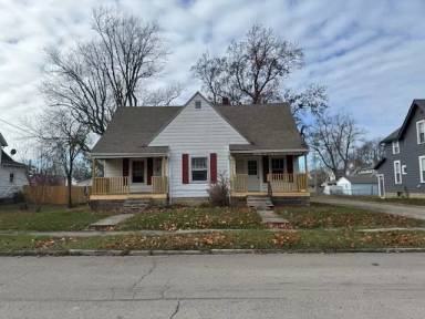Main picture of 815 Elm St