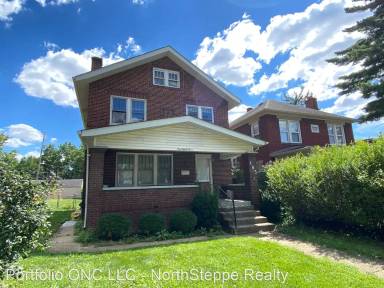 Main picture of 183 E Norwich Ave