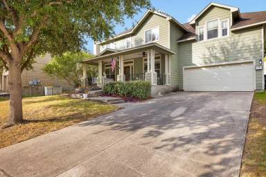 Main picture of 136 Brook Hl