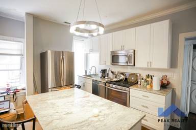 Main picture of 509 W Wrightwood Ave