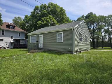 Main picture of 602 Logan Ave