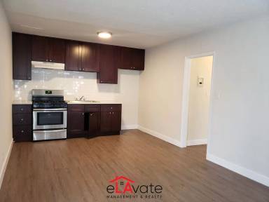 Main picture of 620 W 84th St