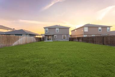 Main picture of 345 Perch Horizon